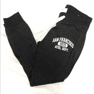 Basic length sweatpants! Never been worn.